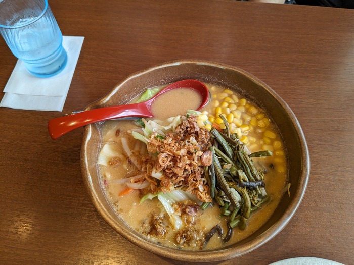 信州味噌野菜ラーメン＋コーン