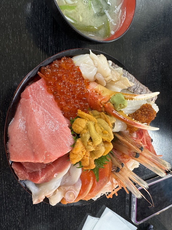 おまかせ丼すごい